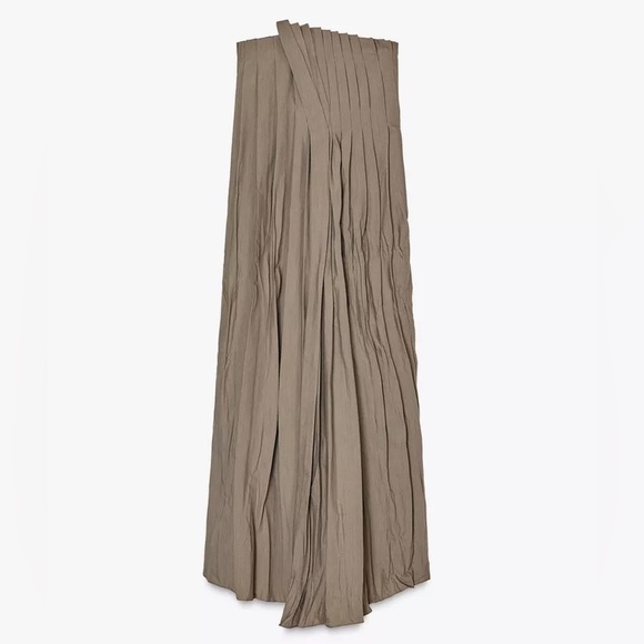 NWT ZARA PLEATED WRINKLED DRESS ZW COLLECTION - Picture 3 of 7